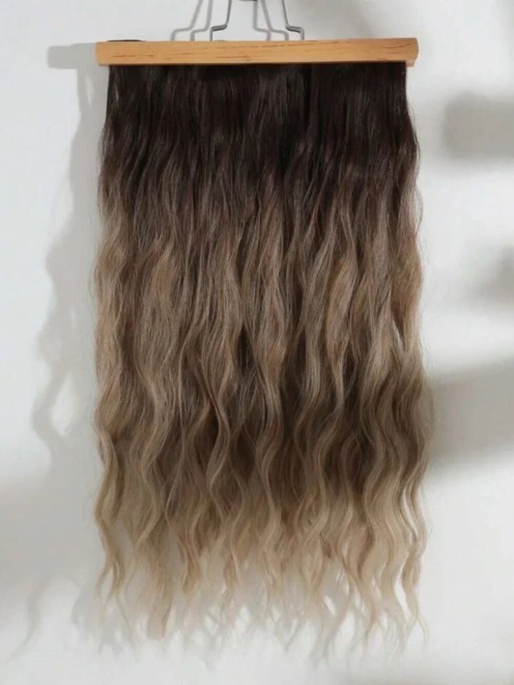 22 In Ashy light Brown Balayage Clip in hair Extensions - Human hair blend - Picture 3 of 7